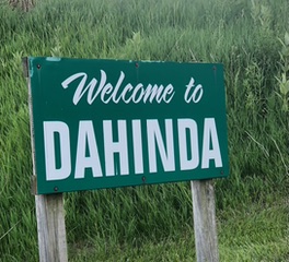 Welcome to Dahinda sign